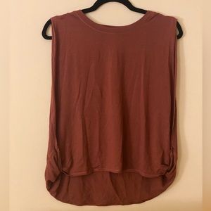 Athleta // Tank Top // Women’s Medium // Red // Good Condition